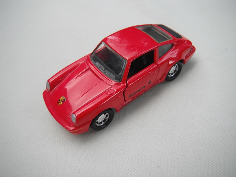 2. Red body/black China  base/interior/7 spoke deep wheels/clear windows/black interior/Carrera 4 Porsche.