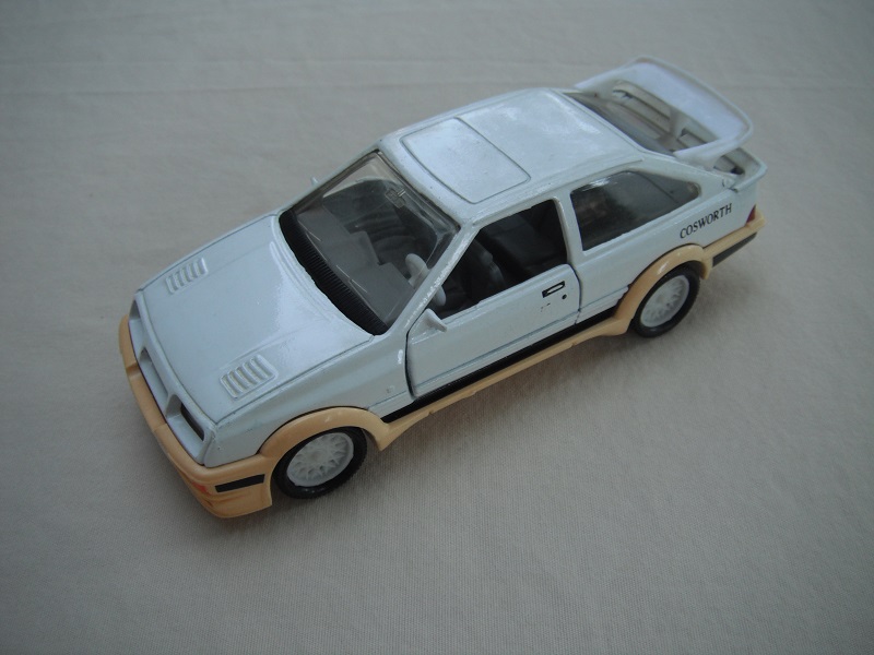 5. Off white body &amp; base/China made/wht wire whls/gray int/clr windows/wht steering/Cosworth.