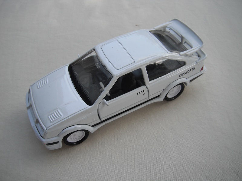 3. White body &amp; base/Macau made/wht wire whls/gray int/clr windows/white steering/Cosworth.