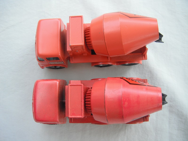 K13A Ready Mix Concrete Truck orange or dark orange.jpg