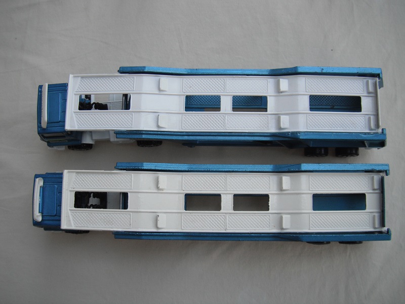 K10D Bedford Car Transporter white or off white ramps.jpg