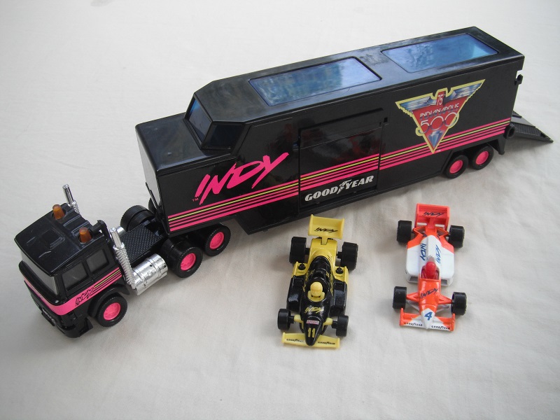 K136A Racing Car Transporter 75th Indy 500 with race cars.jpg