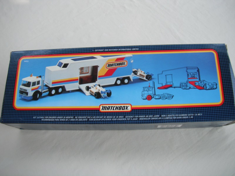 K160A Racing Car Transporter box pic#1b.jpg