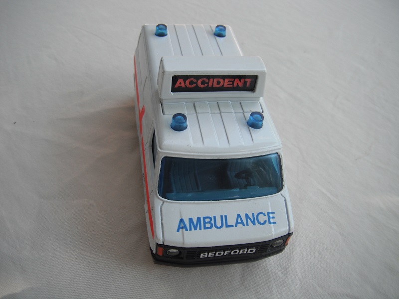 K143A Bedford Emergency Van pic#1.jpg