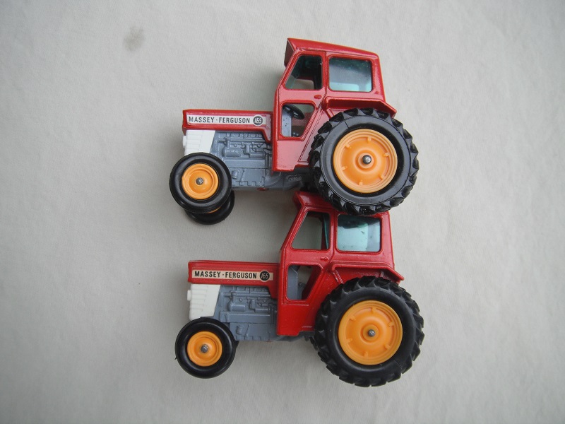 K3C Massey Ferguson Tractor & Trailer side view.jpg