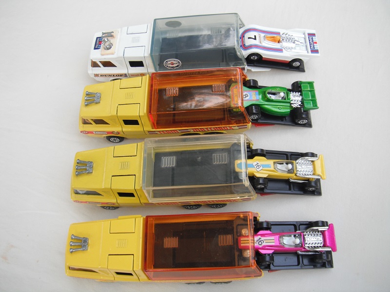 k7C Racing Car Transporter with various racing cars.jpg