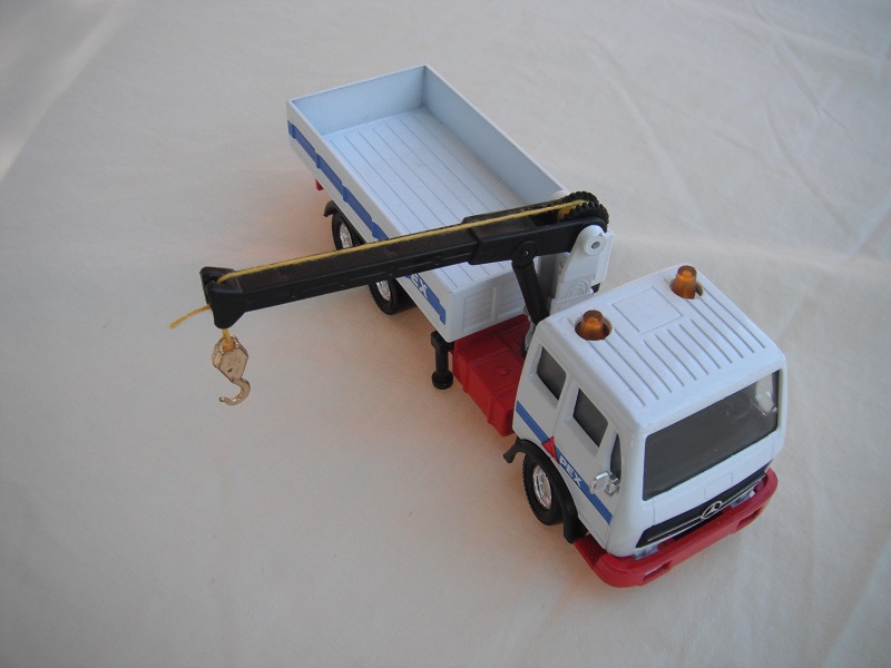 K148A Crane Truck Camion Grue.1.jpg