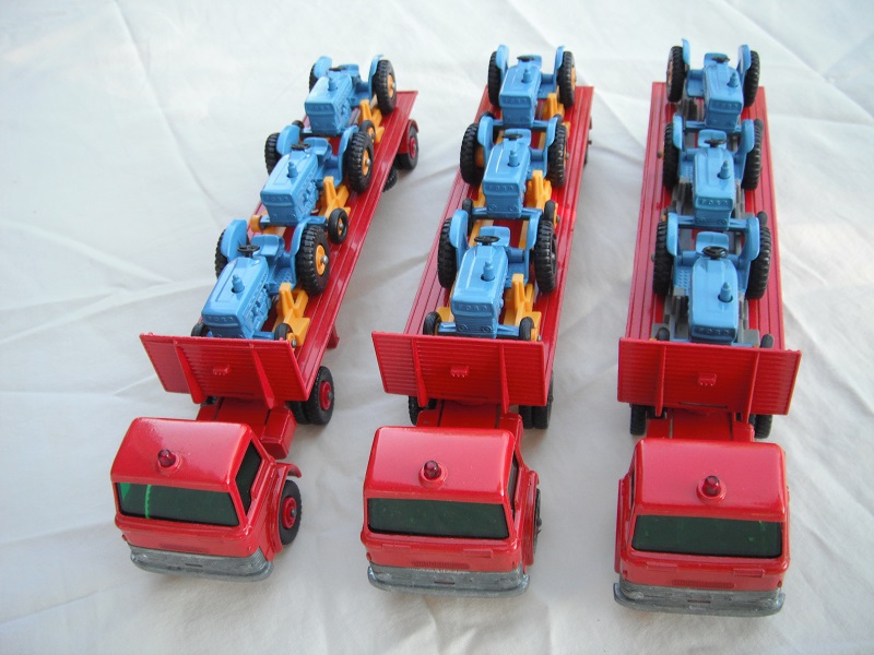 K20A Tractor  Transporter with red fuel tanks pic#2.jpg