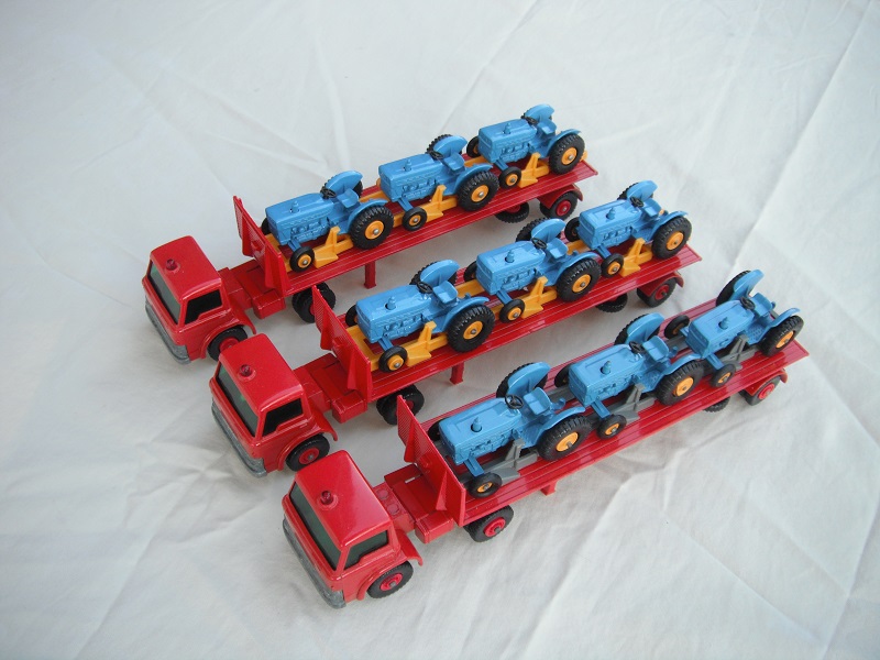 K20A Tractor  Transporter with red fuel tanks pic#1.jpg