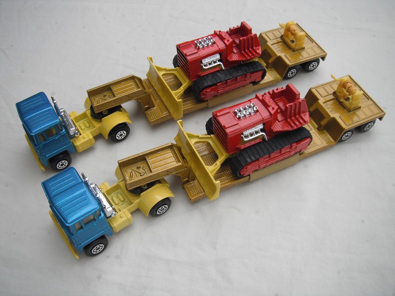 K23B Low Loader & Bulldozer blue & yellow cabs.jpg