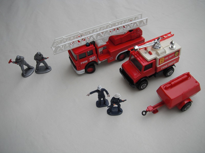 K138A Fire Rescue Set pic#1b.jpg