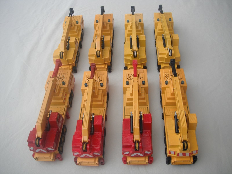 K114B Crane Truck group pic#4.jpg