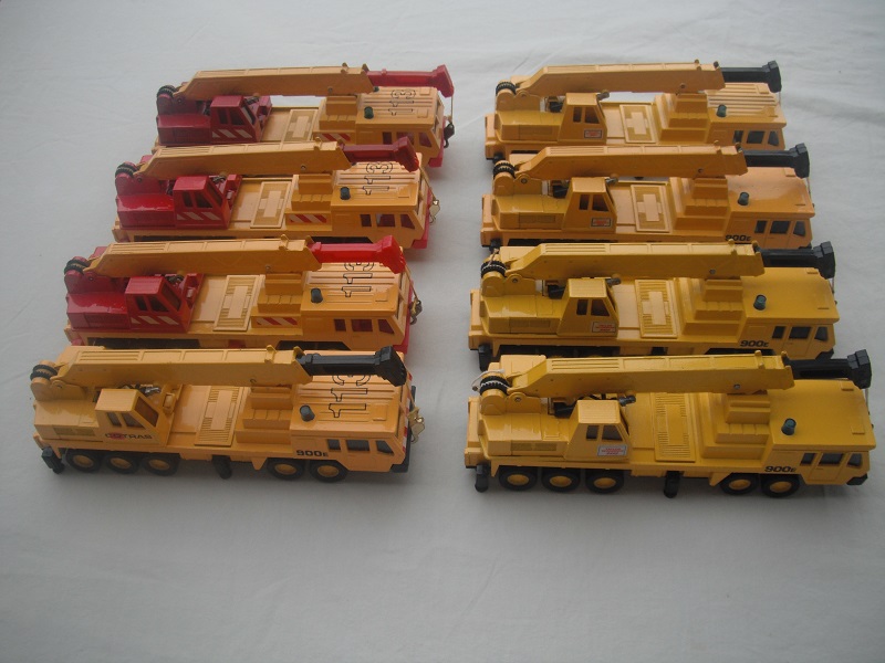 K114B Crane Truck group pic#3.jpg