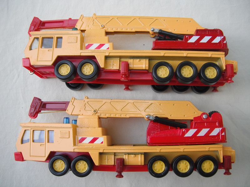 K114B Crane Truck red or dk.yellow boom extension.jpg