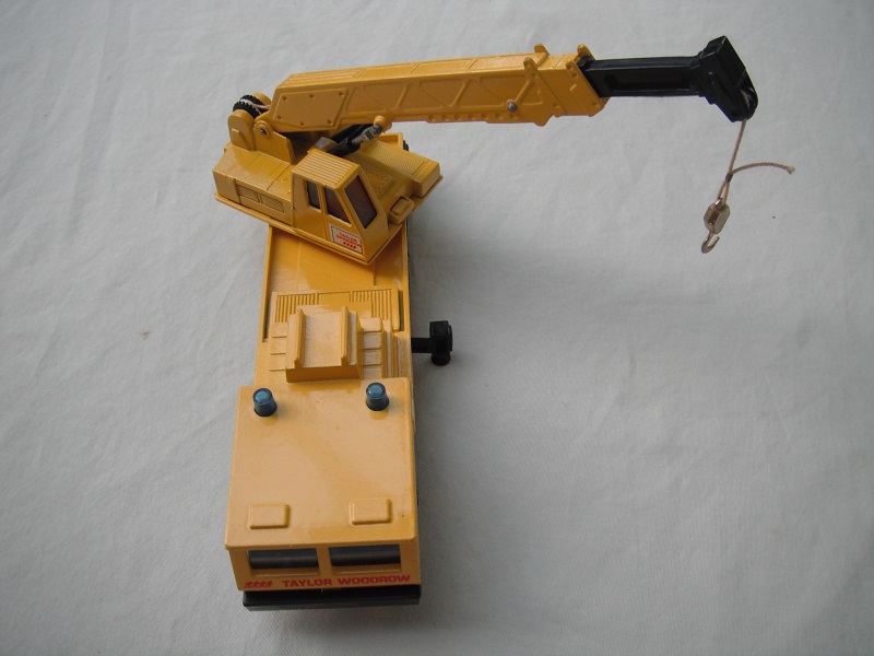 K114B Crane Truck extended crane boom.1jpg.jpg