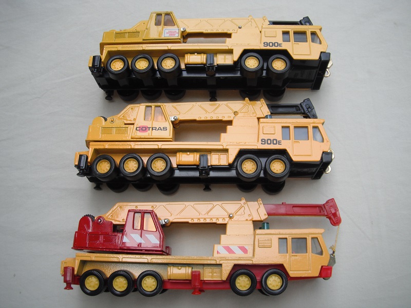 K114B Crane Truck tampo variations.jpg