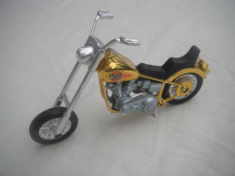 4. Gold plated body/unpainted motor/Thailand base//Harley Davidson &amp; flames.