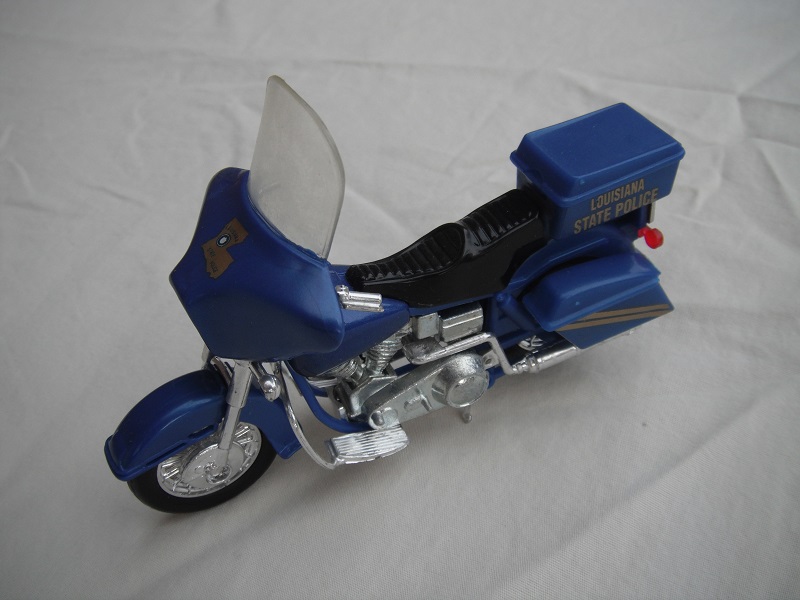 17.Blue body//chrome base/K83 Harley Davidson/Thailand/clear windshield &amp; headlight/Louisiana State Police.