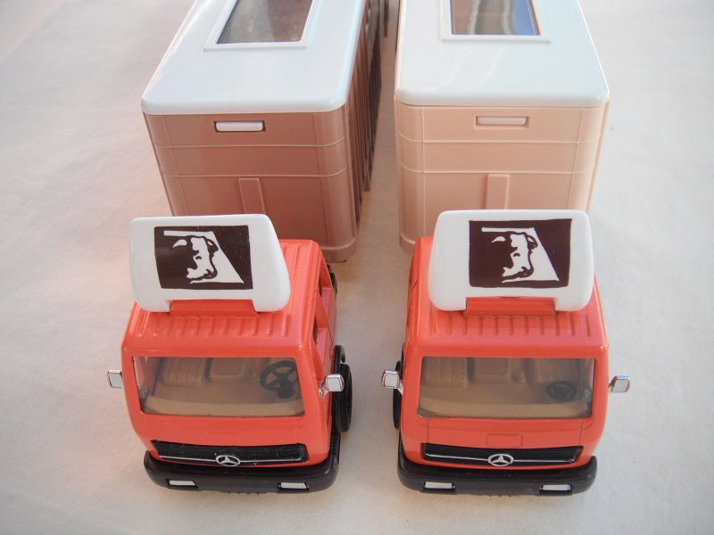 K8D Animal Transporter steering wheel variations.jpg