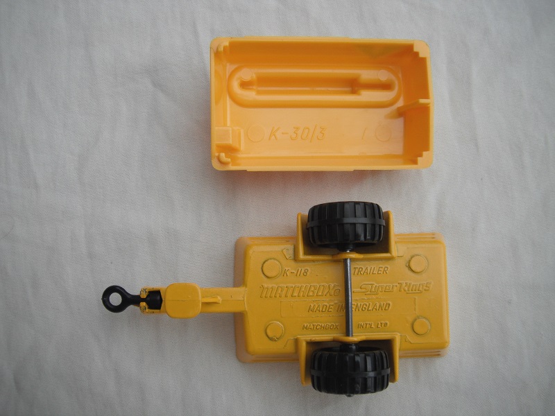 K137B Road Repair Set (Unimog Truck & Compressor) compressor pic#3.jpg