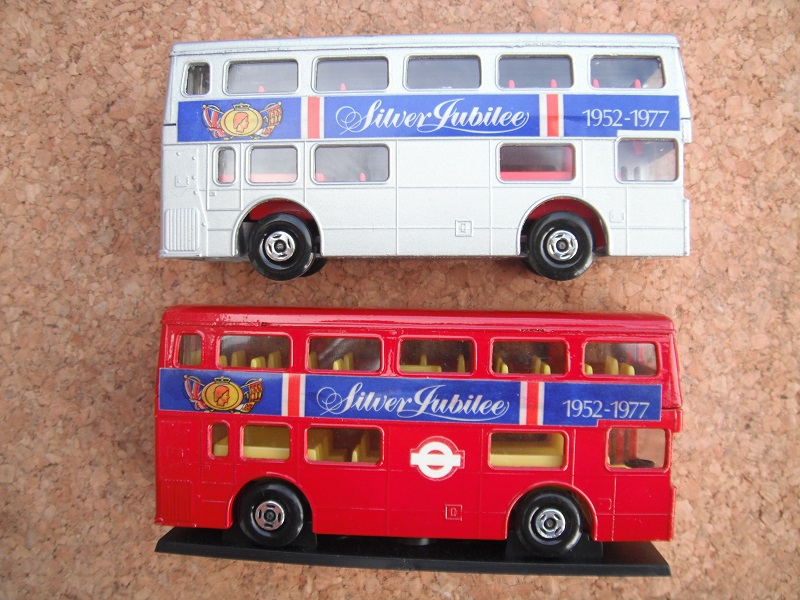 K15B The Londoner (Bus) Silver Jubilee 1952-1977 pic#2.jpg