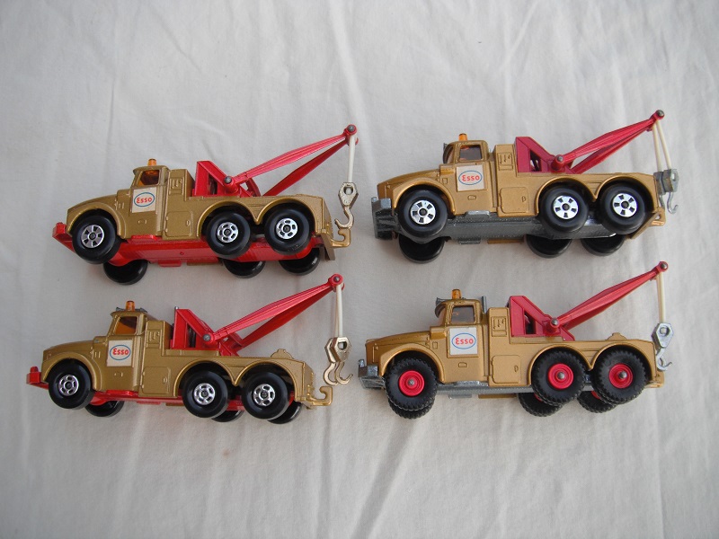 K2C Scammell Heavy Wreck Truck wheel variations.jpg