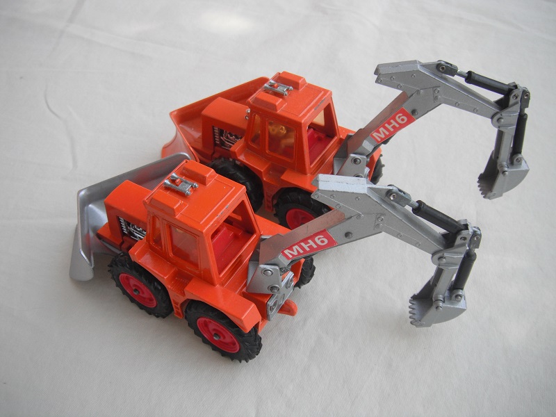 K25B Digger & Plow orange body, silver rear plate, thin or thick wheels pic#1.jpg