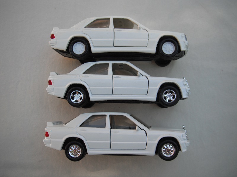 K115B Mercedes Benz 190E white body wheel variations.jpg