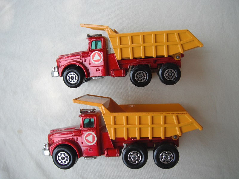 K19A Scammell Tipper Truck small or large Maltese Cross wheels.jpg
