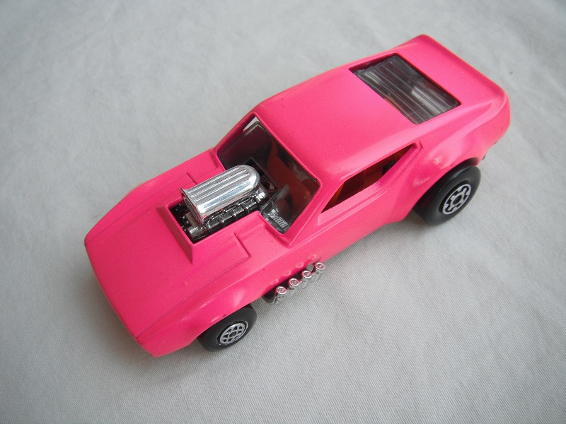 5. Pink body/cylinder shaped ES/blk base/spiro &amp; MC whls/clear windows/orange interior/orange cage/no labels.
