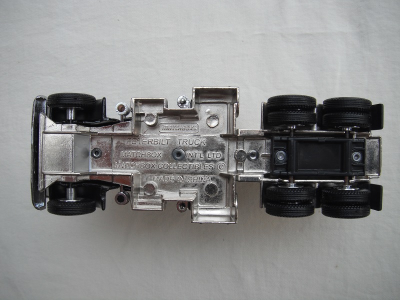 K186A Peterbilt Container Truck cab base.jpg