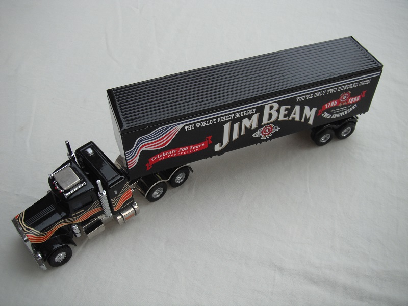 1. Black cab/chrome chassis/black rubber tires/black container/&quot;Jim Beam 200 years&quot; diff.tempa/PP.