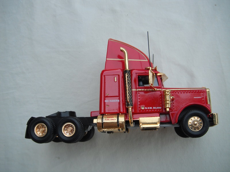 K188A Kenworth Cabover pic#3.jpg