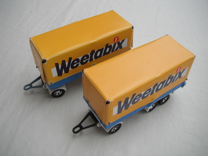 K21D Ford Transcontinental Weetabix trailer tow bar variations.jpg