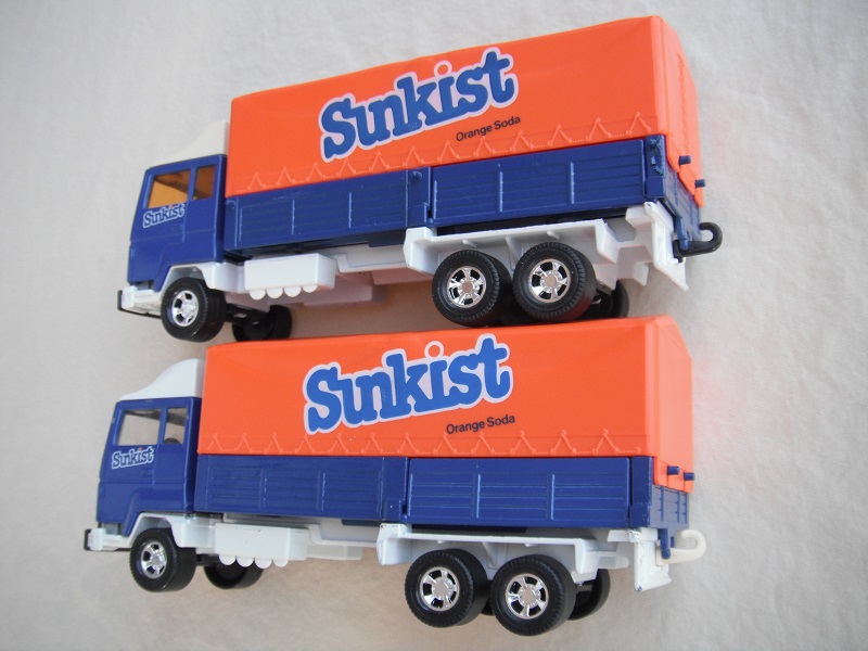 K21D Ford Transcontinental Sunkist tow hook variations.jpg