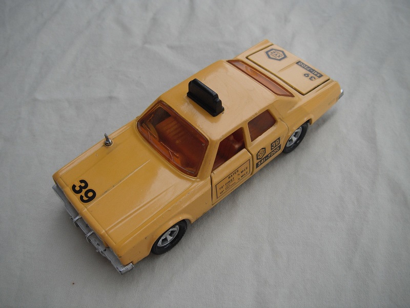 6. Yellow body/black base/5 spoke mag wheels/amber windows/no silver trim/red interior