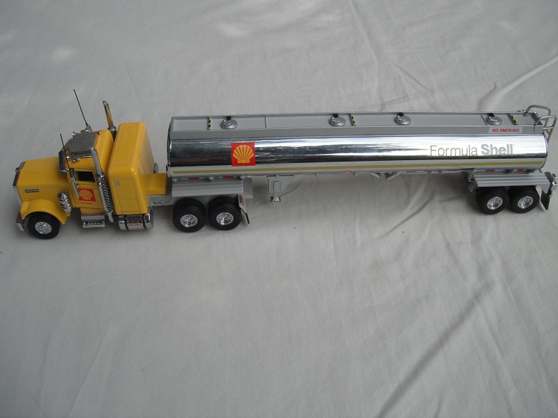 K200A Kenworth W900 Tanker pic#2.jpg