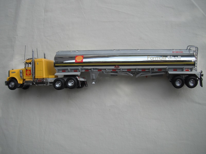 K200A Kenworth W900 Tanker pic#2a.jpg