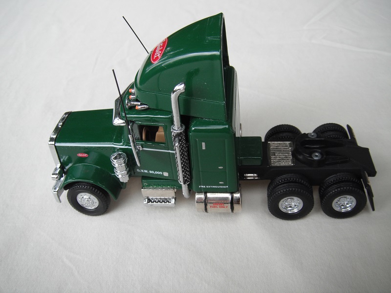 K193A Peterbilt 359 pic#2.jpg