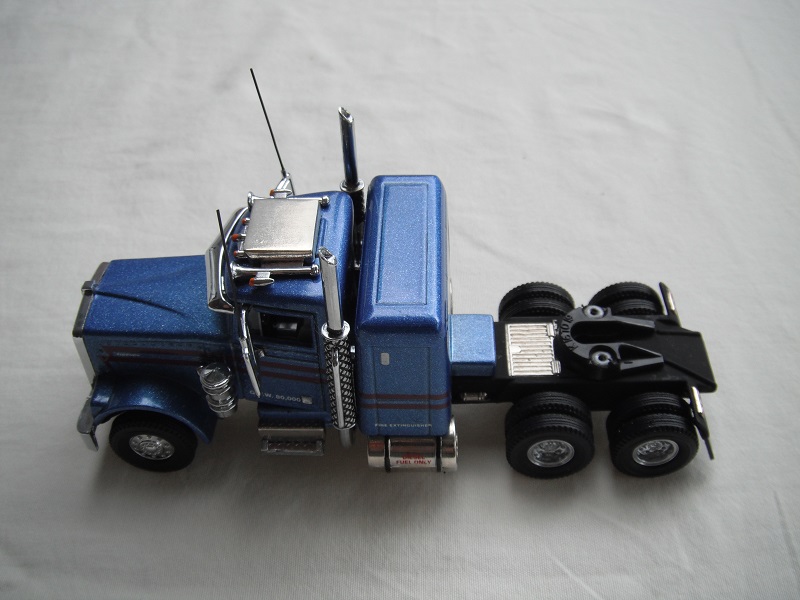 K194A Kenworth W900 pic#2.jpg