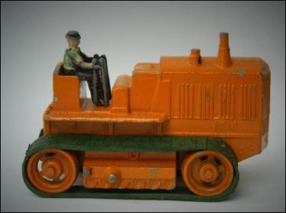 moko circa 1948 mechanical tractor.JPG