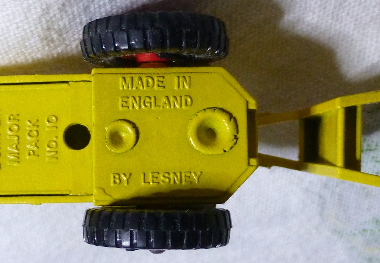 Bert M-10 Dinkum Dumper standard rivet.JPG