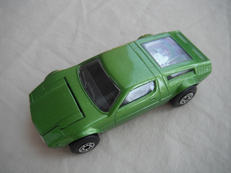 21.Lime green body/Superkings silver base/Bulgaria made/black interior/clear windows.