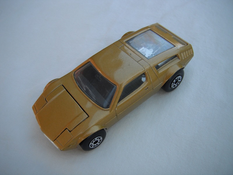 17.Gold body/Superkings silver base/Bulgaria made/black interior/clear windows.