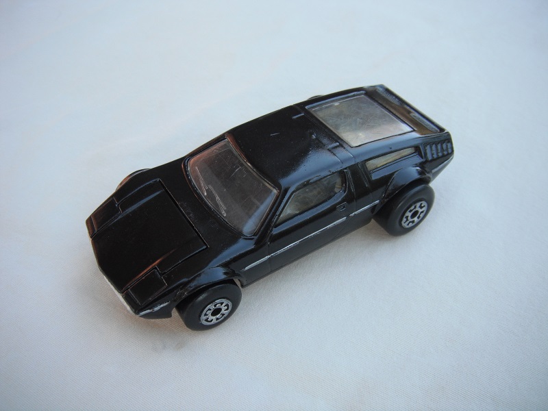 15.Black body/Superkings black base/Bulgaria made//black interior/clear windows.