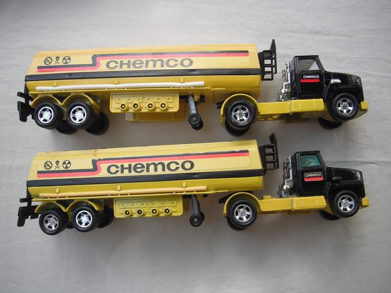 K16B Petrol Tanker Chemco hood latches in black or chrome.jpg