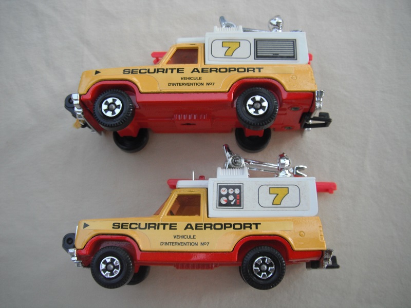 K75A Airport Fire Tender Securite Aeroport labels.jpg