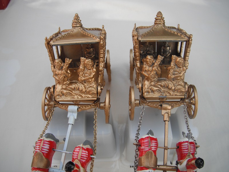 Early Lesney Toys - Large Coronation Coach pic#4.jpg