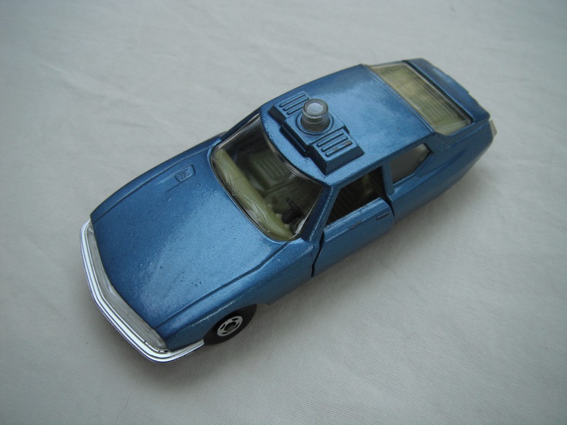 11.Blue body/black base/Bulgaria/tan interior/light amber windows/no tow hook/no labels.