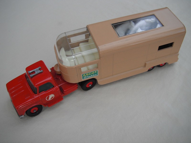 8. Red cab/type B base/dk.red horse decal/lt.tan trailer type B/green Ascot Stables label/type B rear door/white axle spring/dk.olive green interior.